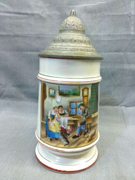 Half liter porcelain DeFregger stein