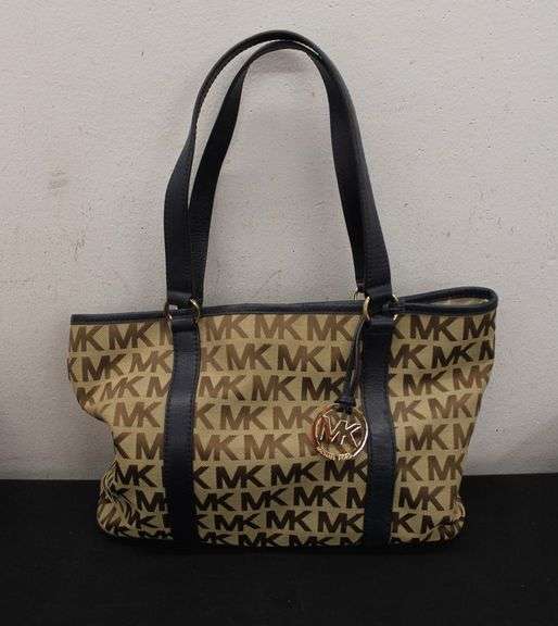 Michael Kors Tote