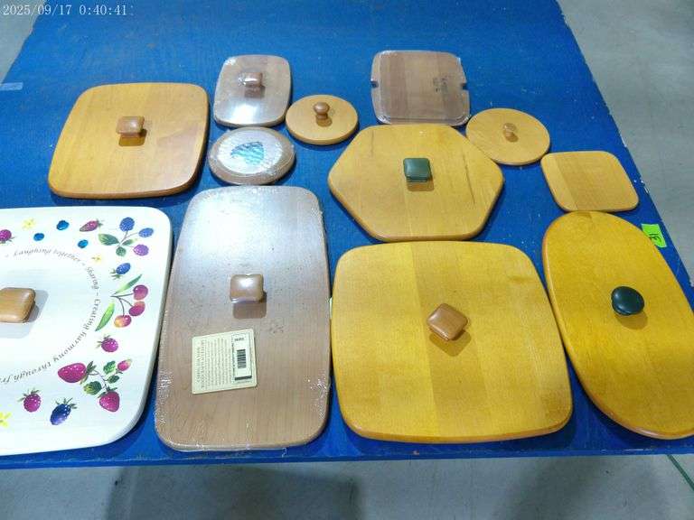 12 assorted Longaberger lids