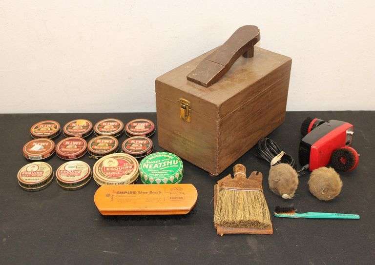 Vintage Shoe Polishing Kit