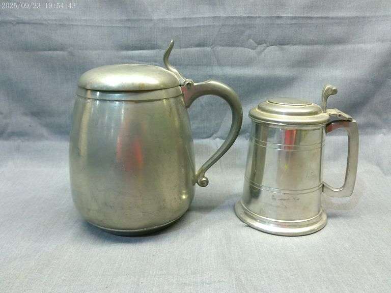 2 pewter tankards