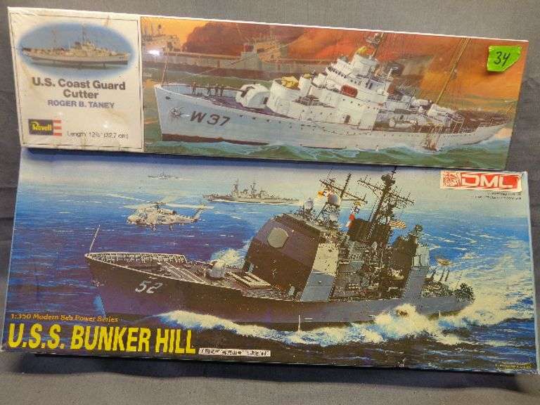 Model ships, US Coast Guard Cutter, USS Bunker Hill 1/350 scale