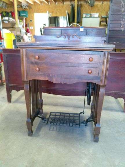 The "Free" sewing machine, no belt and hardware is missing that holds machine up