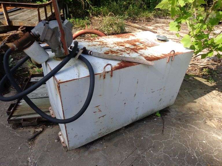Truck bed steel gas tank with hand pump. Untested.