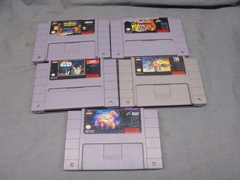 5 Super Nintendo games, untested