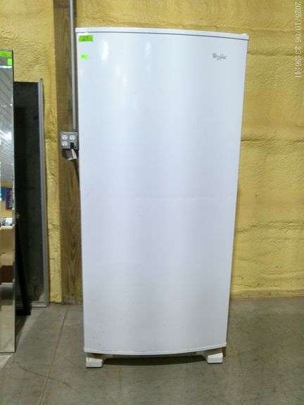 809- Whirlpool standup freezer, works and needs cleaned