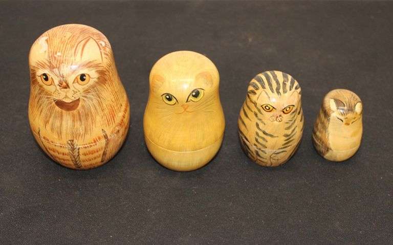 Cat Nesting Dolls