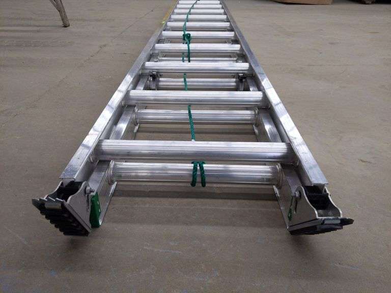 Werner D12242CA 24 ft. Extension Ladder Mariner Auctions