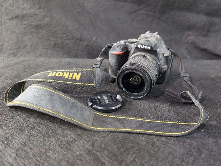 Nikon D5600 Digital Camera With Nikon DX VR AFP Nikkor 1855mm 13.55