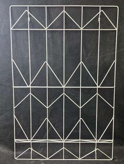 White Wire Wall Organizer