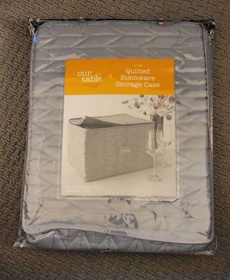 Quilted Stemware Storage Case - 12 piece
