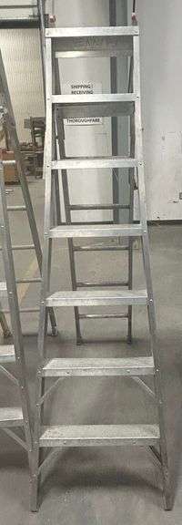 Reynolds Aluminum Industrial Ladder Grade 2 (387) Height 7FT
