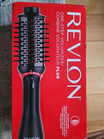Revlon One Step Volumizer PLUS 2.0 Hair Dryer and Hot Air Brush