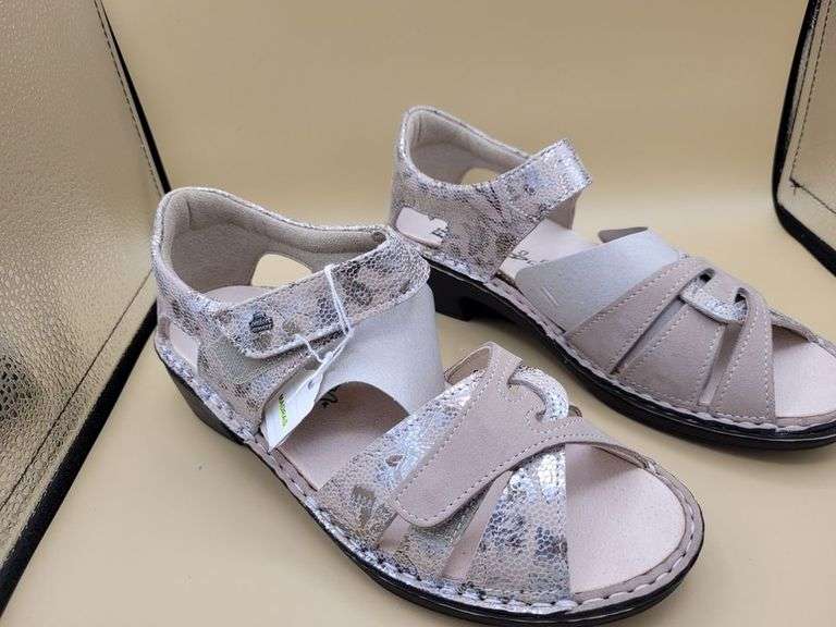 $250, sz. 6.5 Finn Comfort Madras women's ortho sandals