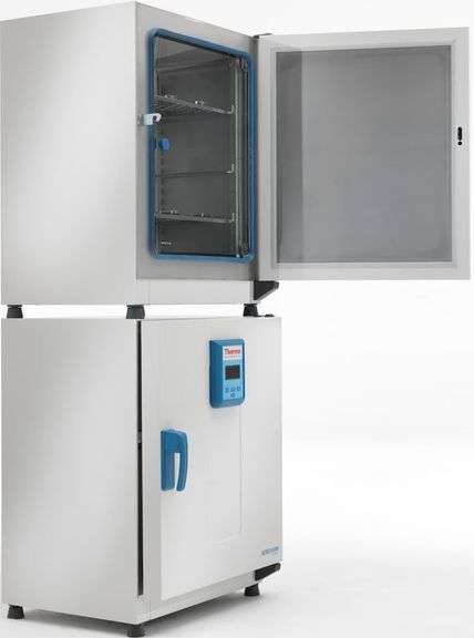 Thermo Scientific Stacking Kit for Heratherm 180L / 6.4 cu.ft. Models