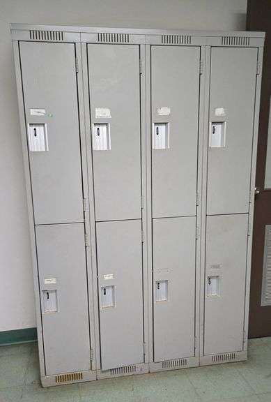 8 Unit Locker