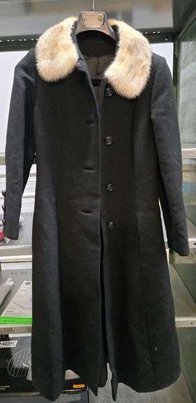 Size Small  100% Wool Full Length Jacket- Faux Fur Collar