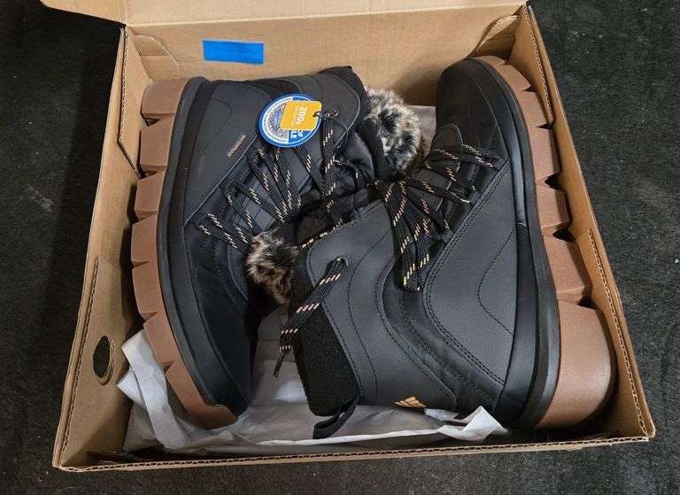 Size 11 Women's Columbia Winter Boot (new and unworn)