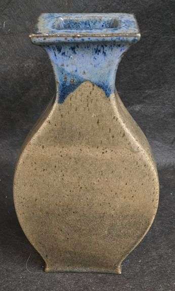 11" Pottery Vase