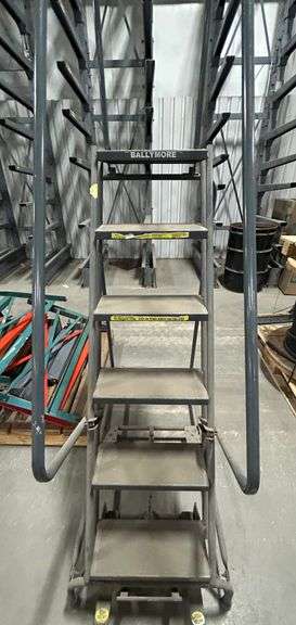 Ballymore Mobile Ladder Stand and Mobile Works Platform Stand Weight Capacity 350lbs