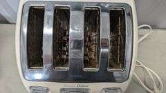 T-Fal Avante Deluxe Four-Slice Toaster