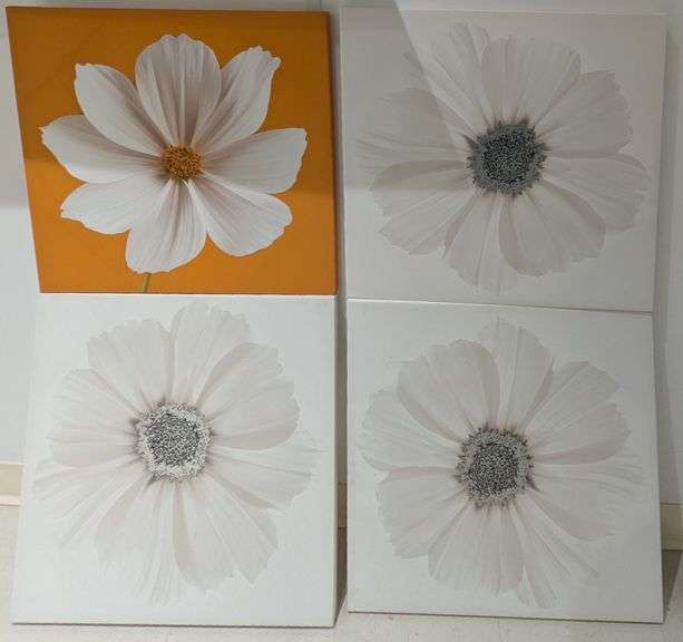 Set of Four Decorative Floral Wall Art Pieces
