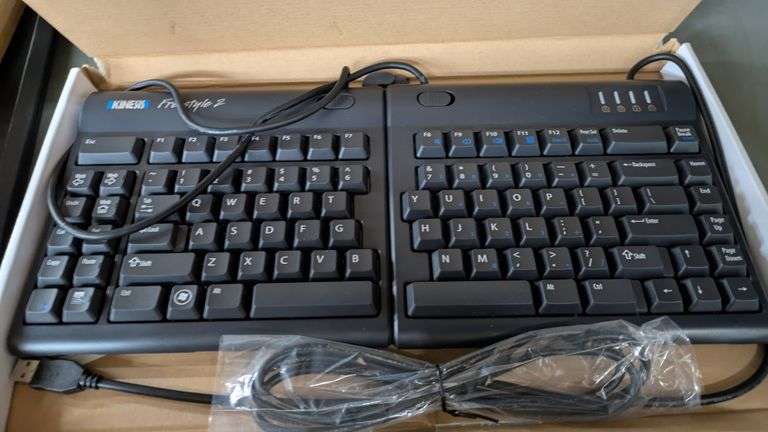 Kinesis Freestyle2 Ergonomic Keyboard for PC