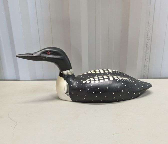 Country Tradition of Waterloo Loon Collectible Carving, #1- #2 Kiln Dried Pine