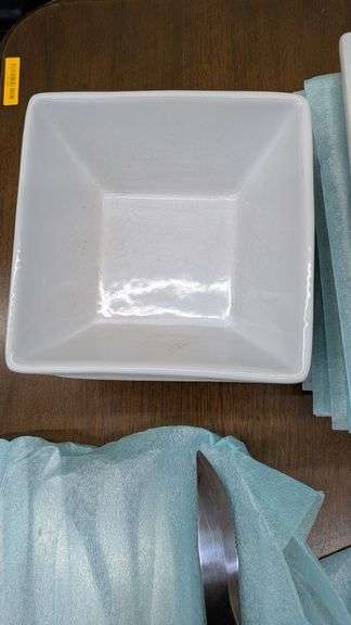 PC White Square Dinnerware and Cutlery Set