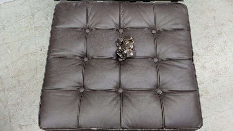 Pair of Modern Leather Lounge Chairs