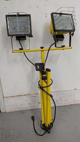 Dual-Head Portable Work Light on Adjustable Tripod Stand