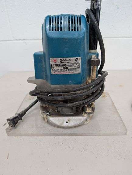 Makita 3612BR Router