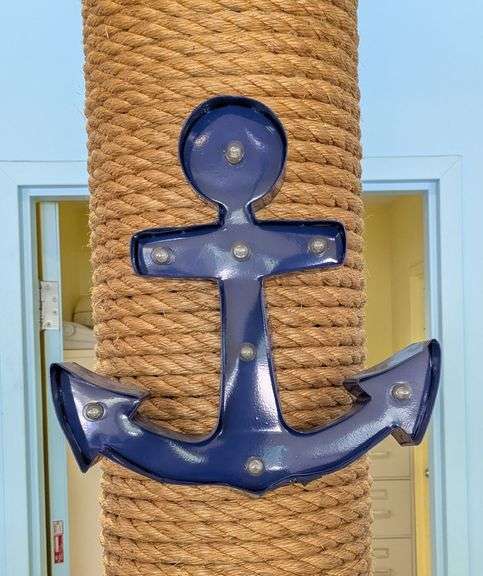 Decorative Anchor with Integrated Lighting