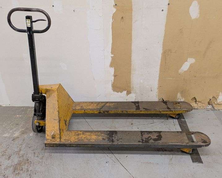 Manual Pallet Jack