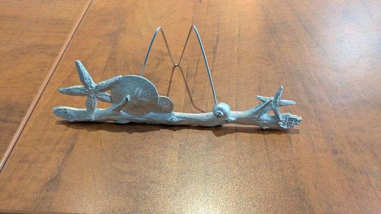 Decorative Metal Plate Stand with Coastal Design