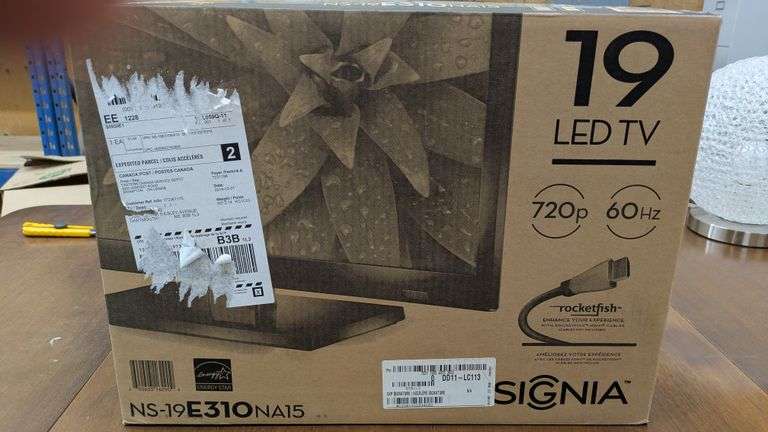 Insignia 19-inch LED TV