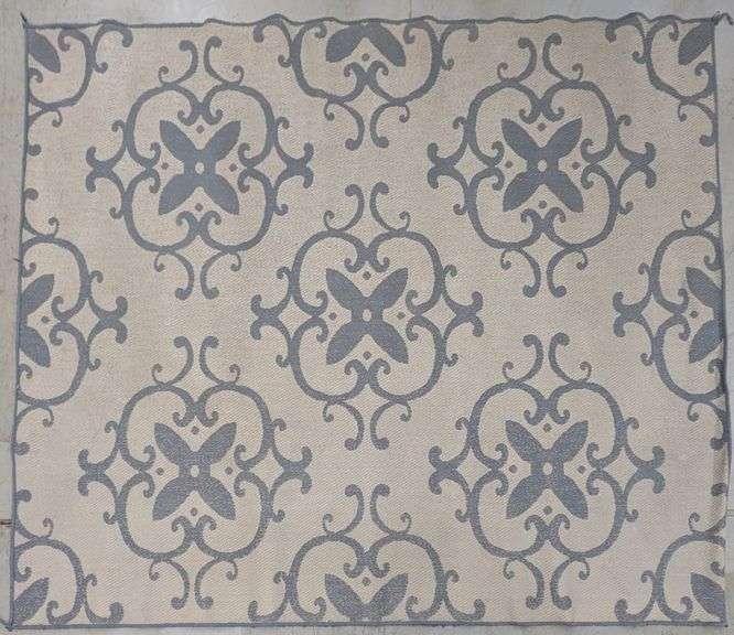 Decorative Area Rug with Beige and Gray Pattern, 98" x 78"