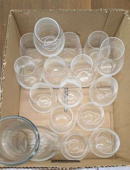 Box Lot of Assorted Glassware