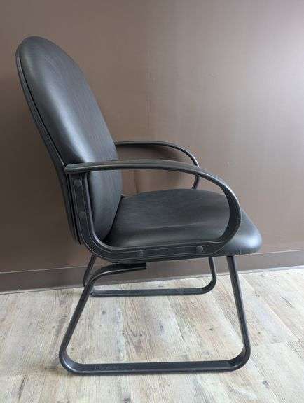 Chairs Limited Vinyl Mid-Back Black Office Guest Chair