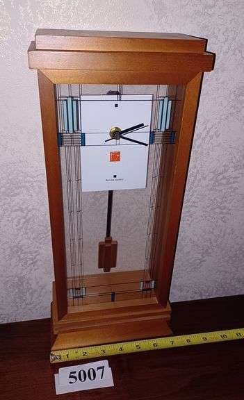Frank Lloyd Wright Bulova quartz battery operated clock