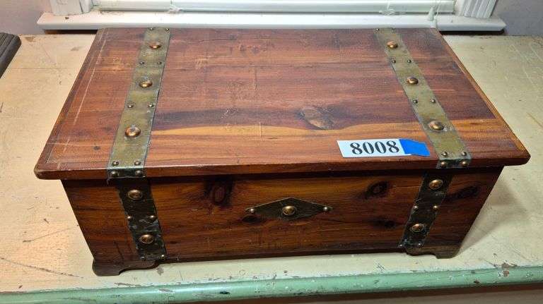 Doll/child's size banded Cedar chest, doll outfits, fur collar and cuffs