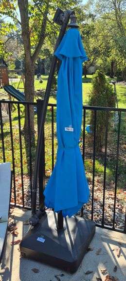 Patio umbrella