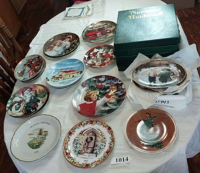 Christmas collector plates