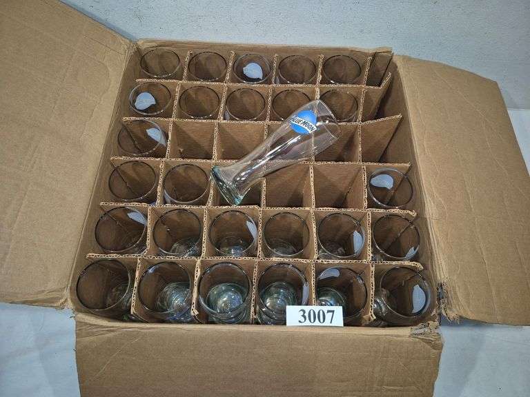 27 new Blue Moon beer glasses