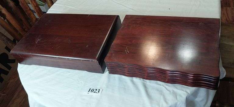 Flatware chest with Nobility silver plate set, flatware chest with almost 2 settings of Rogers silve