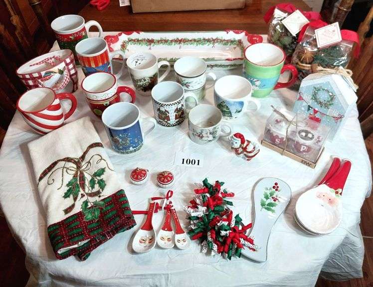 Christmas ceramic serving tray, salt and pepper shakers, basket, spoon rests, and mugs, potpourri, n