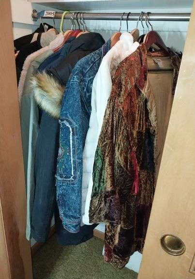 Women's coats, jackets, vests, fleece jackets, jean jackets