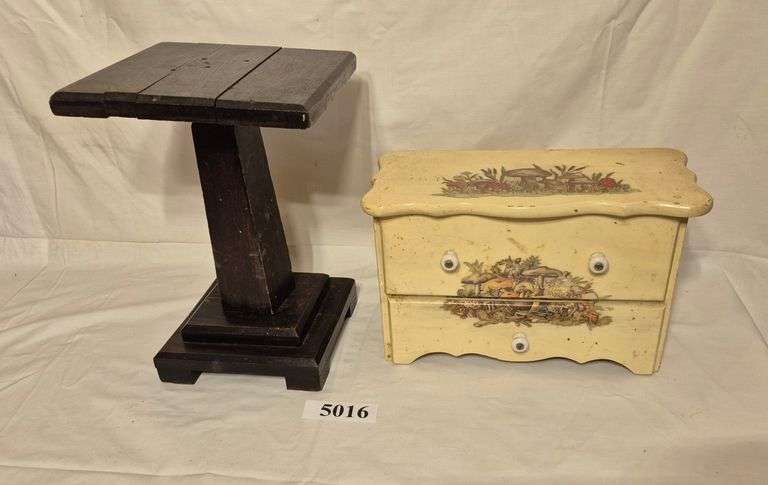 Small oak plant stand, mushroom decorated recipe box