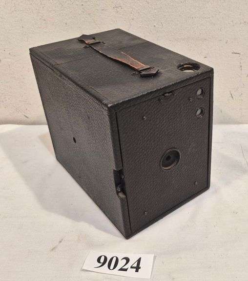 Large Seneca antique box camera