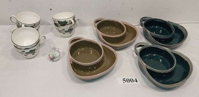 Four ceramic chip and dip bowls, 6 Wedgewood cups, miniature bud vase